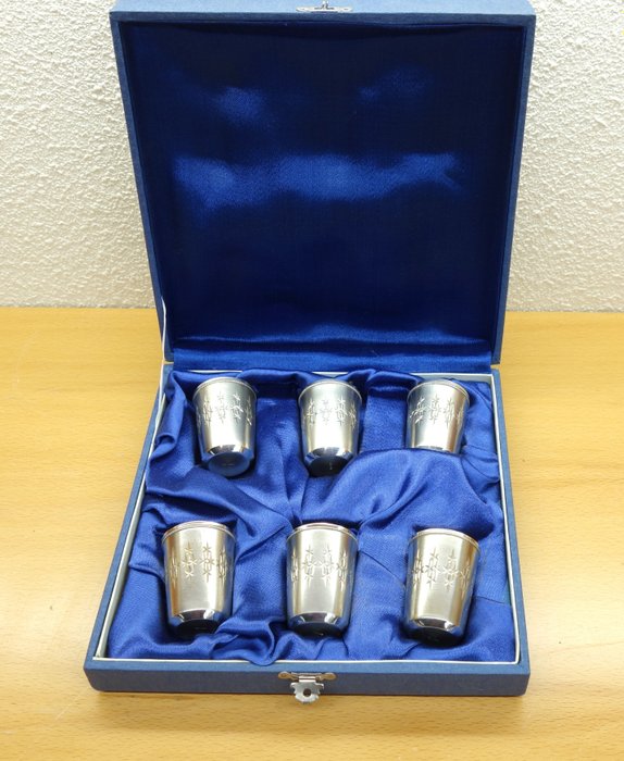 Wodka cups - Φλιτζάνι (6) - .916 (88 Zolotniki) silver