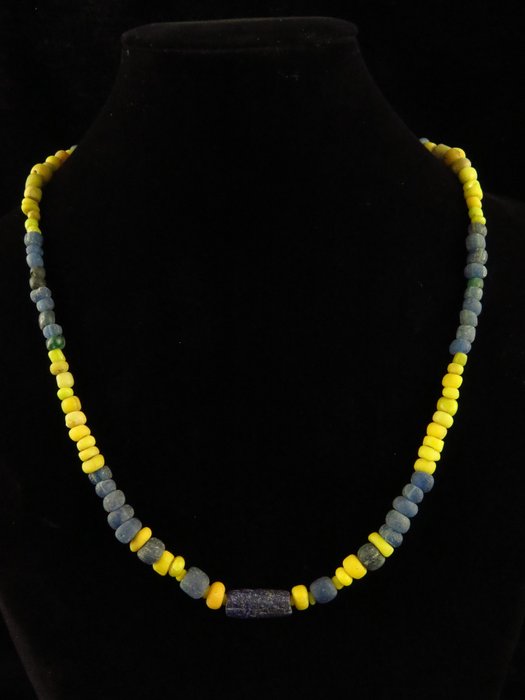 Ancient Roman Necklace made of coloured Glass beads - 48 cm  (No Reserve Price)