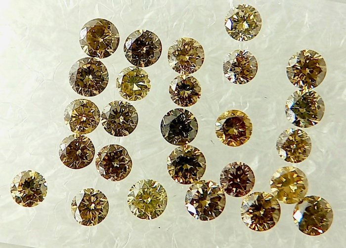 26 pcs 钻石 - 0.89 ct - 明亮型 - 中彩黄带褐 - I1 内含一级, VS1 轻微内含一级, No reserve!