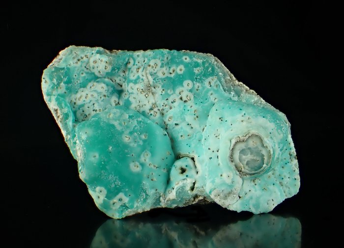 Blauer Smithsonit mit sphärischen Mustern Kristalle auf Muttergestein - Höhe: 106 mm - Breite: 72 mm- 359 g
