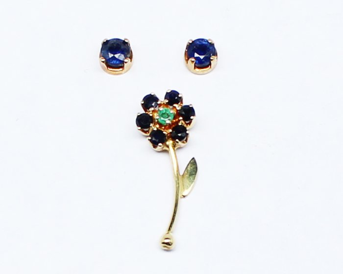 No Reserve Price - Earrings - 18 kt. Yellow gold Sapphire - Emerald 
