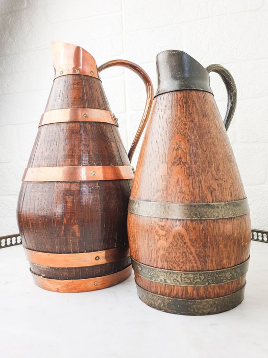 Wine juglet (2) - Wood (Oak)