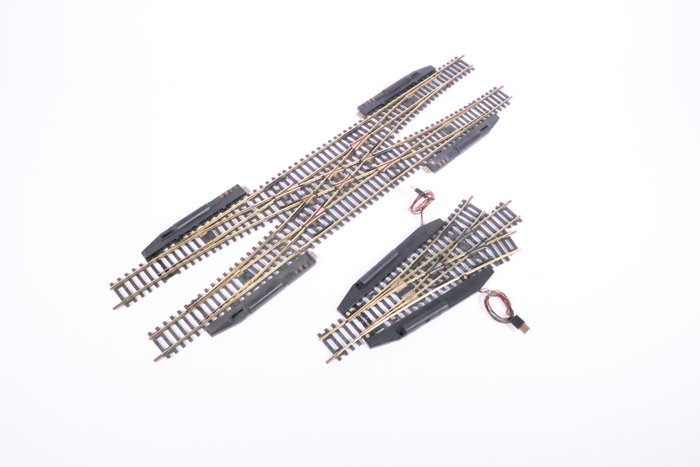 Roco H0 - 4501/4560 - Spår för modelltåg (2) - Två elektriska Roco-spetsar
