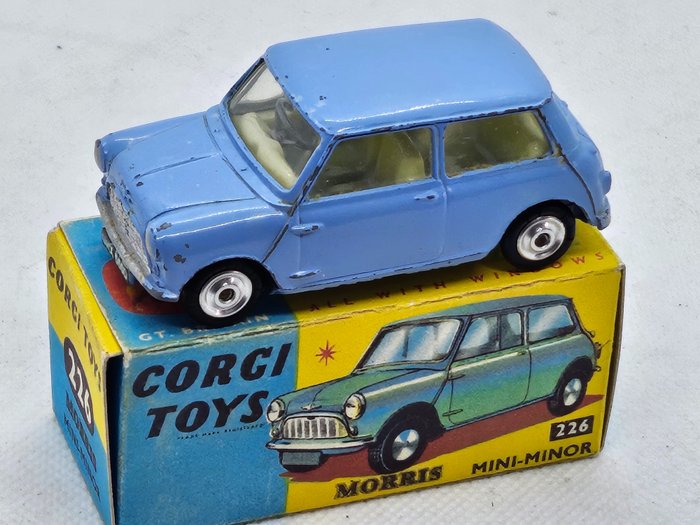 Corgi Toys 1:43 - Coche a escala - Morris Mini-Minor n. 226