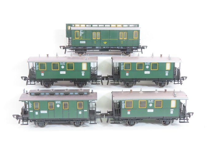 Fleischmann H0 - 5051/5052/5050 - Machetă tren transport călători (5) - 5 Vagoane cu două osii: clasa a 2-a/3-a și a 3-a și bagaje - DB, DRG