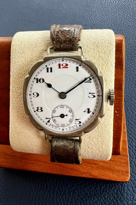 Swiss Made - Trench Watch - Ohne Mindestpreis - Herren - 1901-1949
