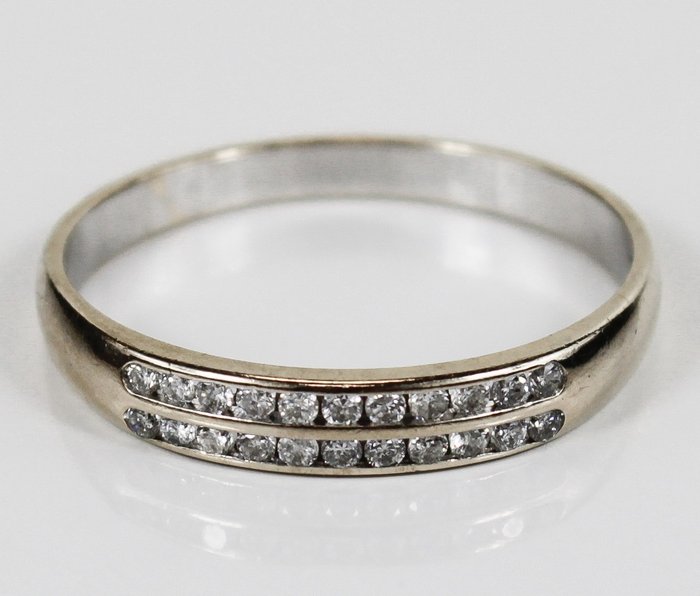 Ring - 18 karat Hvitt gull -  0.13 tw. Diamant  (Naturlig) 