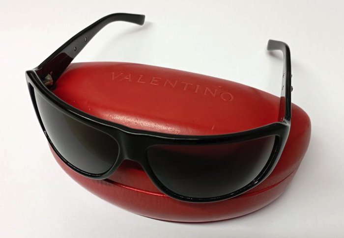 Valentino - Sunglasses
