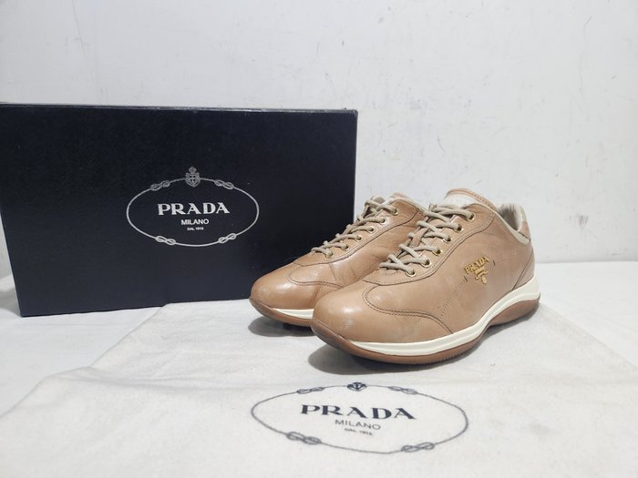 Prada - Sneaker - Größe: Shoes / EU 37