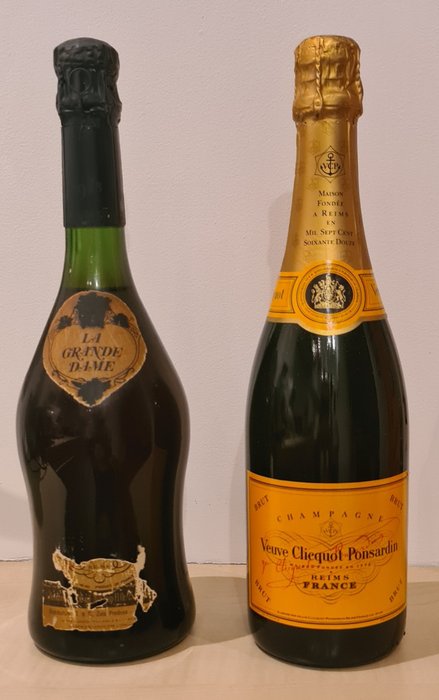 1975 Veuve Clicquot, La Grande Dame - Cuvèe Saint Petersburg - 香檳 Brut - 2 瓶 (0.75L)