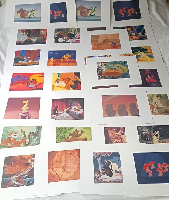 Walt Disney's - Disney 31 scenes from Walt Disney's cartoons titled Bambi, Peter Pan Beauty and the Beast, Alladyn