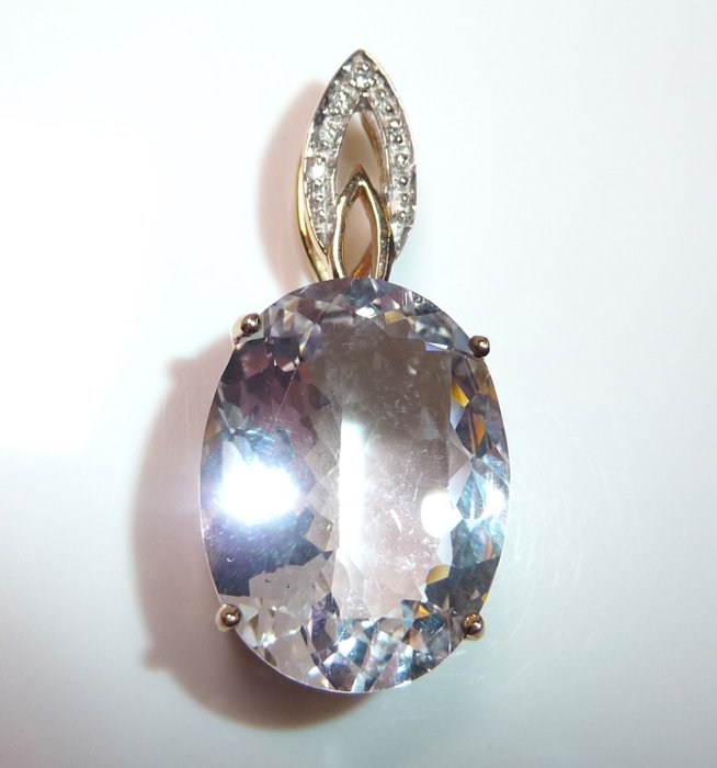 Ingen mindstepris - Vedhæng - 9 kt. Gulguld Beryl - Diamant 