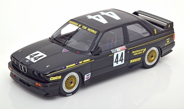 Minichamps 1:18 - 模型汽车 - BMW M3 E30 JPS Class winner Bathurst 1000km 1987