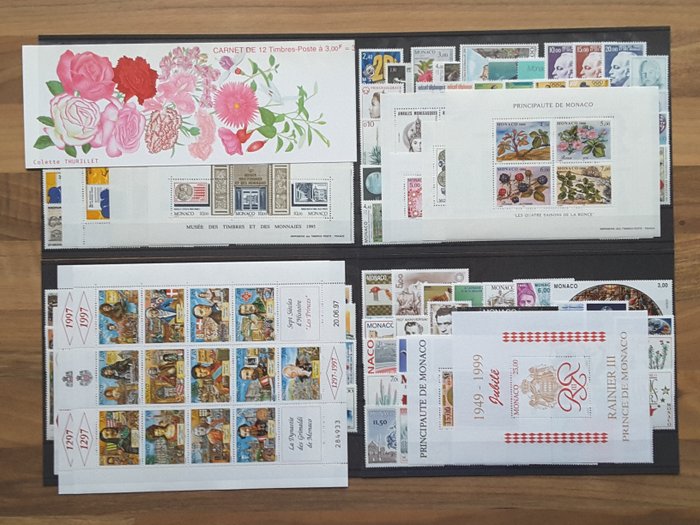 Monaco 1995/1998 - 4 volle Jahrgänge aktueller Briefmarken mit Blocks - Yvert 1971 à 2185 sans les timbres non émis, BF 73, 77 et 78