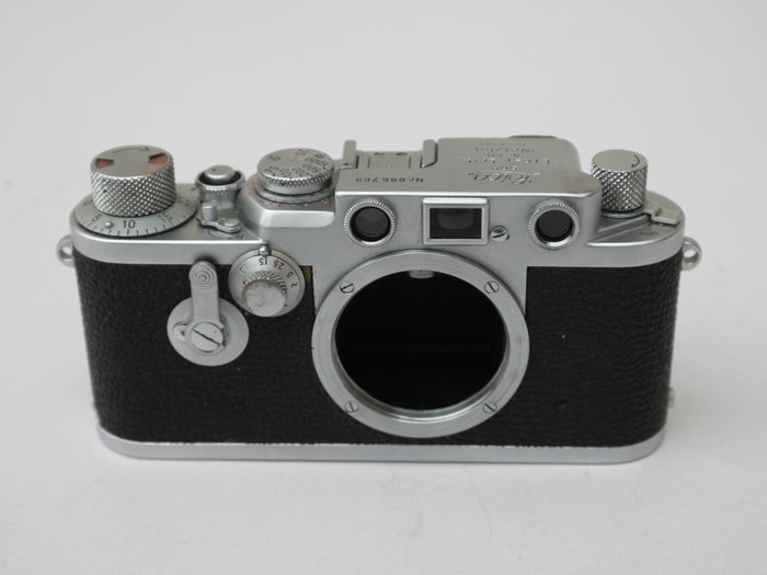 Leica III f red Dial Selftimer Nr. 686769 DRP Ernst Leitz GmbH Wetzlar Germany Analogue camera