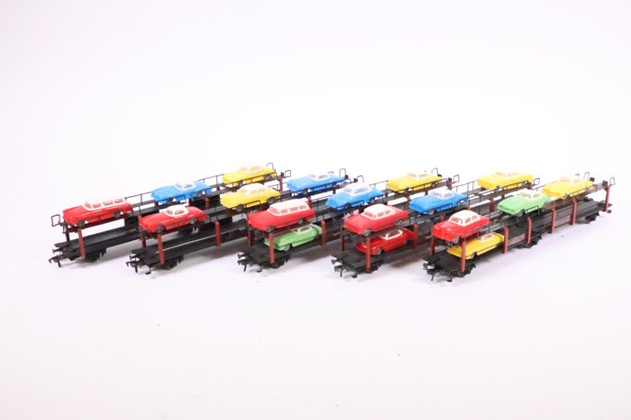 Fleischmann H0轨 - 1472 - 模型火车货运车厢 (5) - 五辆汽车运输车与车辆 - DB