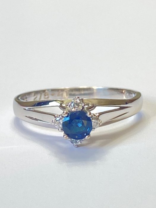 No Reserve Price - Ring - 18 kt. White gold Sapphire - Diamond 
