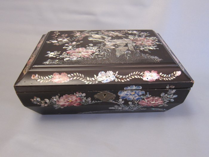 缝纫盒 - 长崎式漆盒 - 木, 漆, 珍珠母