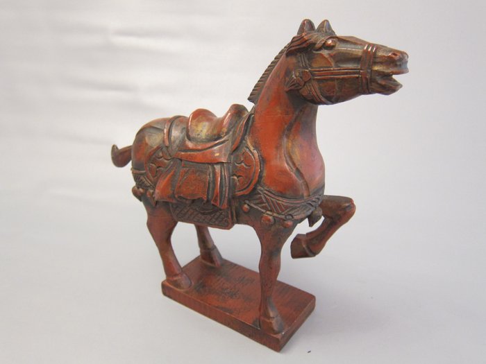 keizerlijk gezadeld paard - 木 - 中国  (没有保留价)