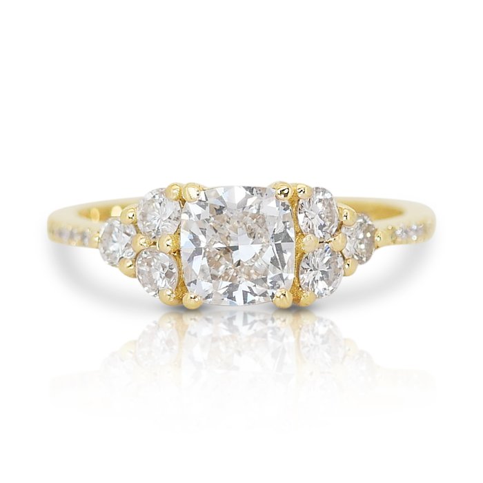 No Reserve Price - - 1.70 Total Carat Weight - - Ring - 18 kt. Yellow gold -  1.70 tw. Diamond  (Natural) - Diamond 
