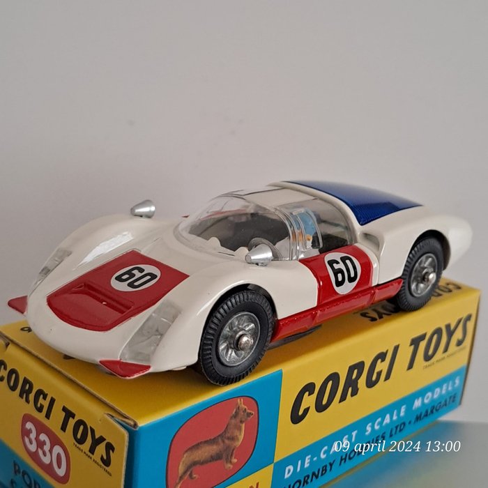 Corgi 1:43 - Model coupé - Porsche Carrera 6 - nr. 330 heruitgave Corgi Toys Club