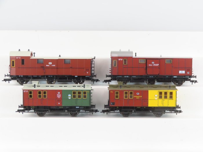 Fleischmann H0轨 - 5057 MV/5893/5825/86 5830 - 模型火车客运车厢 (2) - 2节邮政车厢和2节行李车厢 - KPEV
