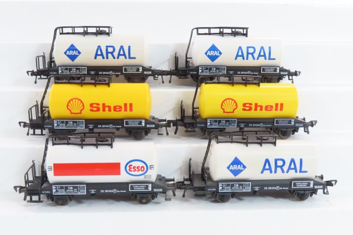 Fleischmann H0 - 5400/5401/5403 - Machetă tren transport marfă (6) - Șase vagoane cisternă cu 2 osii cu imprimeuri Esso „Shell” și „ARAL”. - DB