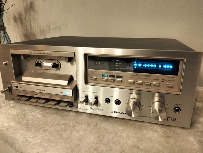 Pioneer - CT-F750 - Auto Reverse 盒式录音机播放器