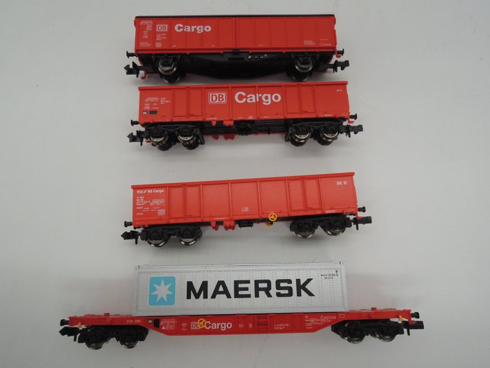Fleischmann N - Uit set 69368 - Carrozza merci di modellini di treni (4) - 4 goederenwagen - DB Cargo, NS Cargo