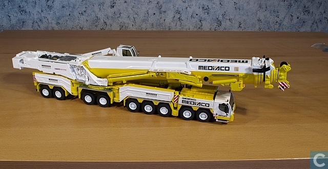 for cars model collectors 9.1 Modelle 11200 'Mediaco' LTM   NZG cars  Liebherr Model